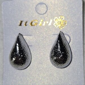 Silver Teardrop Earrings